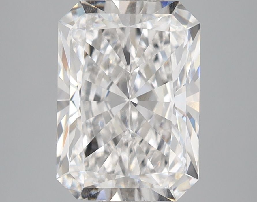 Loose Diamond - RADIANT 2.71ct D VVS2: Loose Diamond - RADIANT 2.71ct D VVS2 Source: This is a real non-mined Diamond that has been grown in a lab Shape: RADIANT Carats: 2.71 Color: D Clarity: VVS2 Certification: IGI Video: