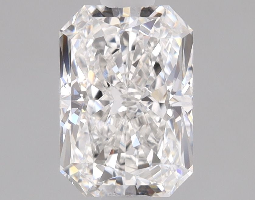 Loose Diamond - RADIANT 1.16ct E VS1: Loose Diamond - RADIANT 1.16ct E VS1 Source: This is a real non-mined Diamond that has been grown in a lab Shape: RADIANT Carats: 1.16 Color: E Clarity: VS1 Certification: IGI Video: