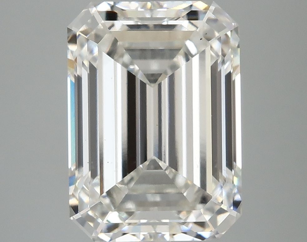 Loose Diamond - EMERALD 5.08ct F VS2: Loose Diamond - EMERALD 5.08ct F VS2 Source: This is a real non-mined Diamond that has been grown in a lab Shape: EMERALD Carats: 5.08 Color: F Clarity: VS2 Certification: IGI Video: