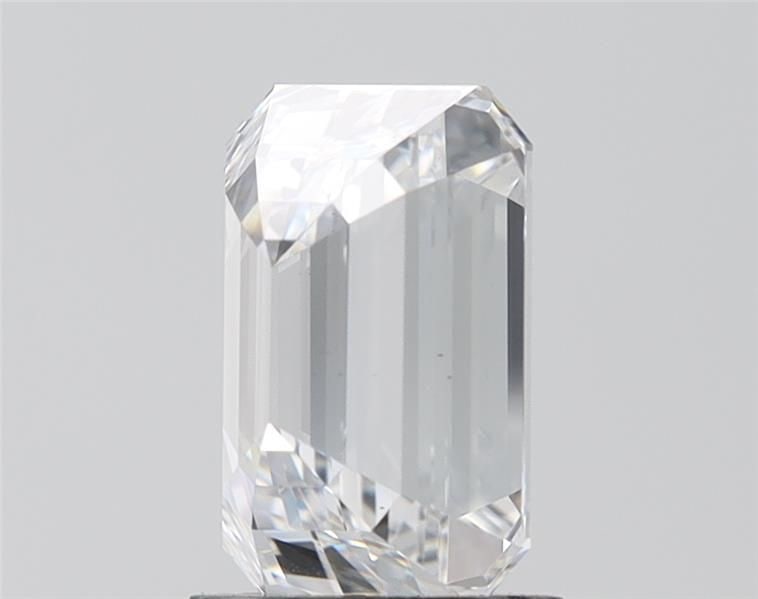 Loose Diamond - EMERALD 2.55ct D VS2: Loose Diamond - EMERALD 2.55ct D VS2 Source: This is a real non-mined Diamond that has been grown in a lab Shape: EMERALD Carats: 2.55 Color: D Clarity: VS2 Certification: GIA Video: