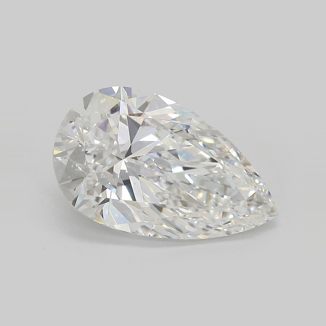 Loose Diamond - PEAR 5.7ct E VS1: Loose Diamond - PEAR 5.7ct E VS1 Source: This is a real non-mined Diamond that has been grown in a lab Shape: PEAR Carats: 5.7 Color: E Clarity: VS1 Certification: IGI Video: