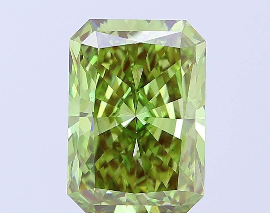 Loose Diamond - RADIANT 4.97ct Fancy Vivid Green VS1: Loose Diamond - RADIANT 4.97ct Fancy Vivid Green VS1 Source: This is a real non-mined Diamond that has been grown in a lab Shape: RADIANT Carats: 4.97 Color: Fancy Vivid Green Certification: IGI Video