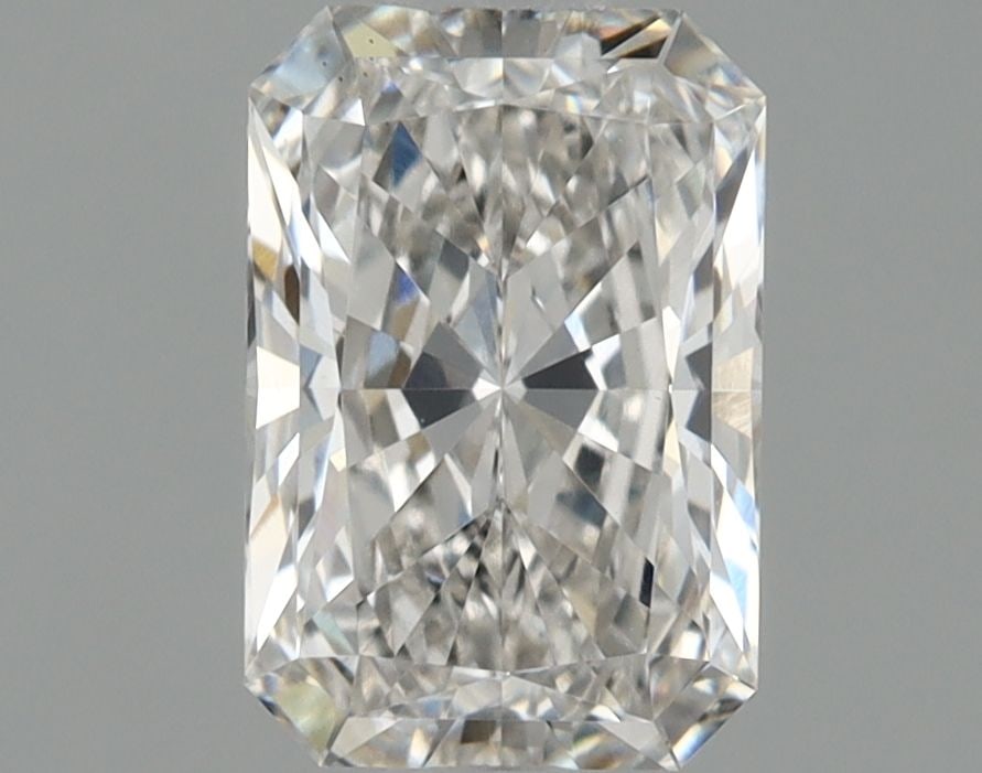 Loose Diamond - RADIANT 0.97ct G VS1: Loose Diamond - RADIANT 0.97ct G VS1 Source: This is a real non-mined Diamond that has been grown in a lab Shape: RADIANT Carats: 0.97 Color: G Clarity: VS1 Certification: IGI Video: