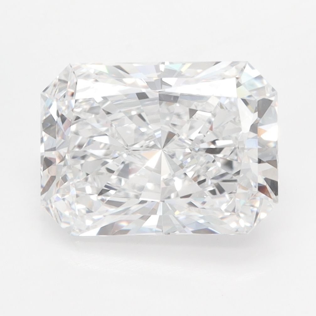 Loose Diamond - RADIANT 3.42ct D IF: Loose Diamond - RADIANT 3.42ct D IF Source: This is a real non-mined Diamond that has been grown in a lab Shape: RADIANT Carats: 3.42 Color: D Clarity: IF Certification: IGI Video: