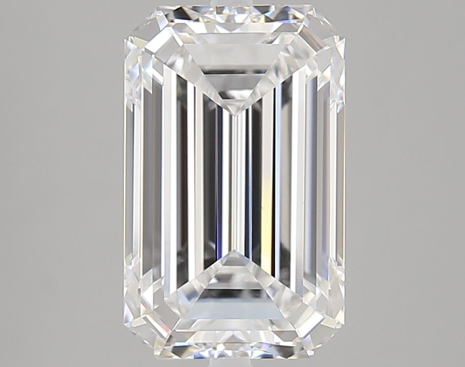 Loose Diamond - EMERALD 4.18ct D IF: Loose Diamond - EMERALD 4.18ct D IF Source: This is a real non-mined Diamond that has been grown in a lab Shape: EMERALD Carats: 4.18 Color: D Clarity: IF Certification: IGI Video: