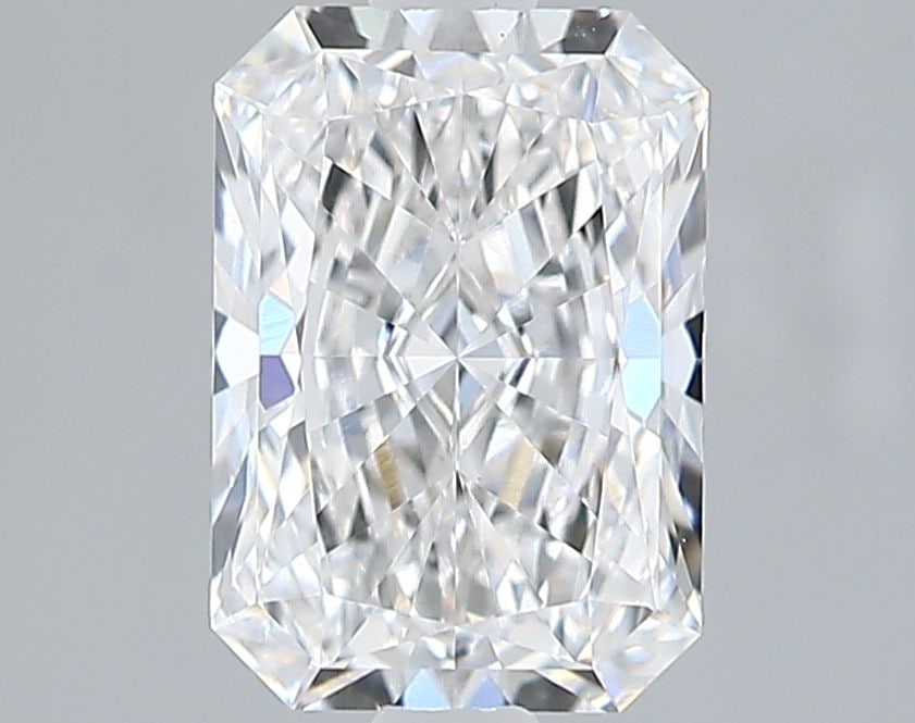 Loose Diamond - RADIANT 1.68ct E VS1: Loose Diamond - RADIANT 1.68ct E VS1 Source: This is a real non-mined Diamond that has been grown in a lab Shape: RADIANT Carats: 1.68 Color: E Clarity: VS1 Certification: GIA Video:
