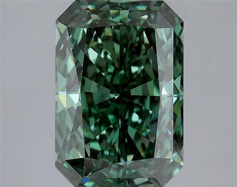 Loose Diamond - RADIANT 3.06ct Fancy Vivid Green VS1: Loose Diamond - RADIANT 3.06ct Fancy Vivid Green VS1 Source: This is a real non-mined Diamond that has been grown in a lab Shape: RADIANT Carats: 3.06 Color: Fancy Vivid Green Certification: IGI Video