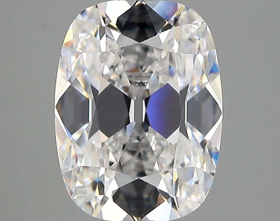 Loose Diamond - CUSHION MODIFIED 3.1ct E VVS2: Loose Diamond - CUSHION MODIFIED 3.1ct E VVS2 Source: This is a real non-mined Diamond that has been grown in a lab Shape: CUSHION MODIFIED Carats: 3.1 Color: E Clarity: VVS2 Certification: IGI Video: