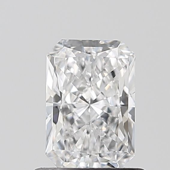 Loose Diamond - RADIANT 0.74ct D VVS2: Loose Diamond - RADIANT 0.74ct D VVS2 Source: This is a real non-mined Diamond that has been grown in a lab Shape: RADIANT Carats: 0.74 Color: D Clarity: VVS2 Certification: IGI Video: