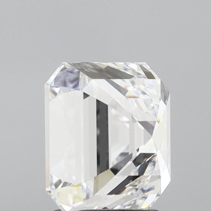Loose Diamond - SQUARE EMERALD 2.7ct D VS1: Loose Diamond - SQUARE EMERALD 2.7ct D VS1 Source: This is a real non-mined Diamond that has been grown in a lab Shape: SQUARE EMERALD Carats: 2.7 Color: D Clarity: VS1 Certification: IGI Video: