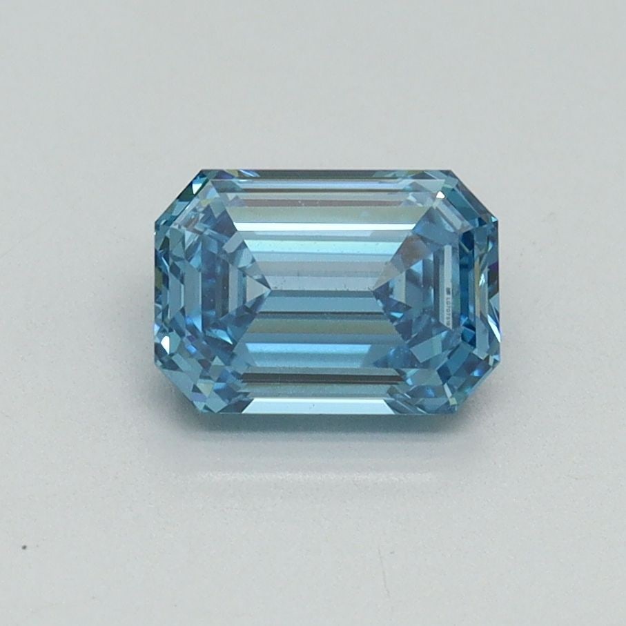 Loose Diamond - EMERALD 1.01ct Fancy Vivid Blue VVS2: Loose Diamond - EMERALD 1.01ct Fancy Vivid Blue VVS2 Source: This is a real non-mined Diamond that has been grown in a lab Shape: EMERALD Carats: 1.01 Color: Fancy Vivid Blue Certification: IGI Video: