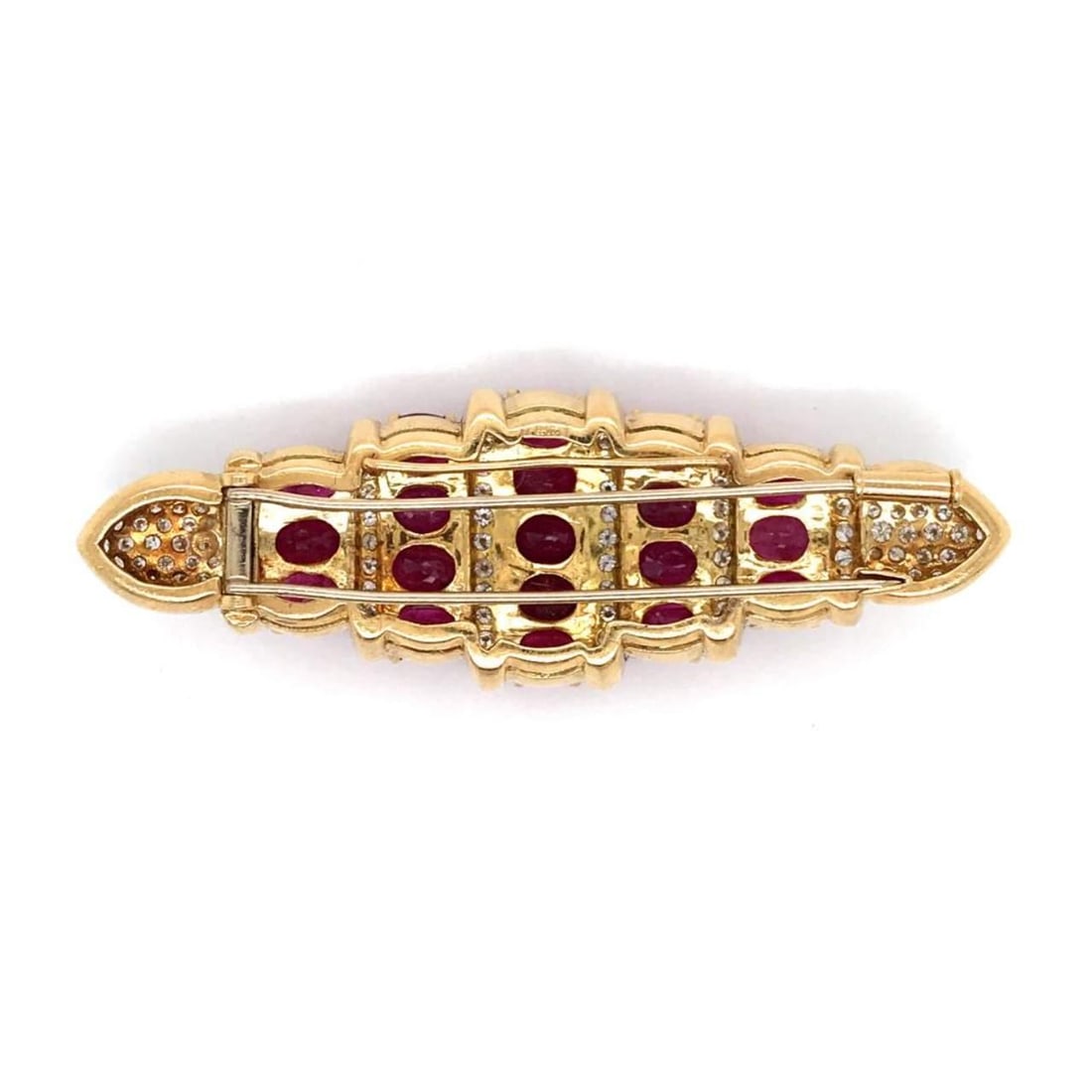 18K Gold Brooch with 116 Diamonds and 19 Rubies: 18K Gold Brooch with 116 Diamonds and 19 Rubies This stunning Diamond and Ruby Brooch is a true statement piece, weighing 29.5 grams. It is elegantly adorned with 116 diamonds, totaling approximately 