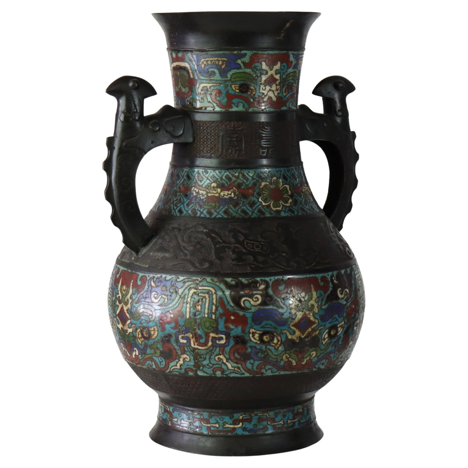 Antique Chinese Cloisonne Enameled Floor Vase C1890 18in: Antique Chinese Cloisonne Enameled Floor Vase C1890 18in This exquisite antique Chinese floor vase, dating to circa 1890, showcases the intricate art of cloisonne enameling. The vase features a vibran
