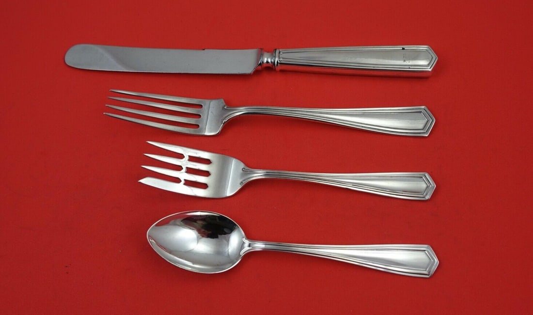 International Sterling Silver Brandon 4-Piece Place Setting: International Sterling Silver Brandon 4-Piece Place Setting Enhance your dining experience with this exquisite 4-piece place setting from the Brandon pattern by International. Crafted from high-qualit