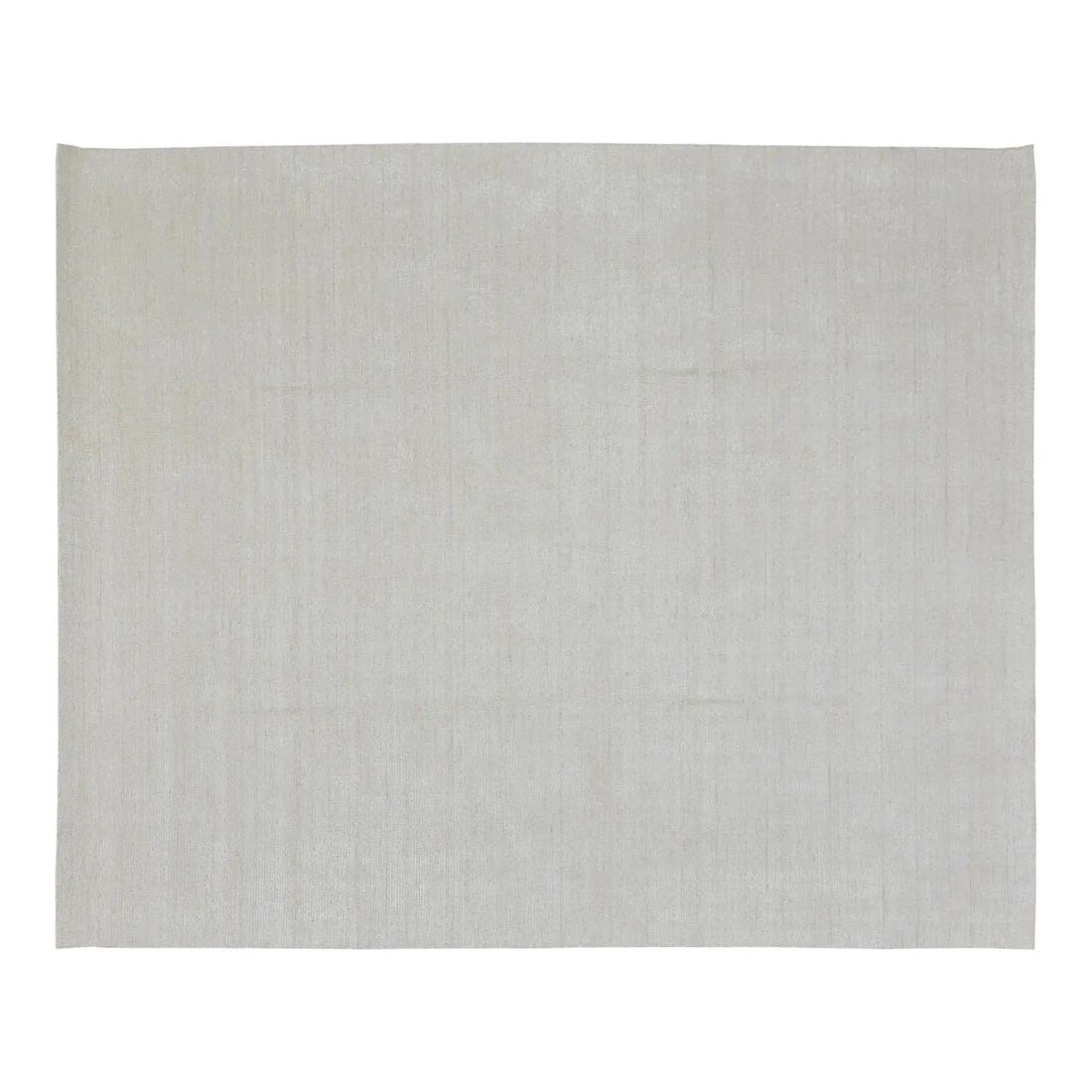 Contemporary Wool Bamboo Handloom Rug in Alabaster 9'1 x 11'11 Indian Crafted: Contemporary Wool Bamboo Handloom Rug in Alabaster 9'1 x 11'11 Indian Crafted This hand-knotted rug is crafted using traditional techniques and features a blend of wool and bamboo fibers. Its modern d