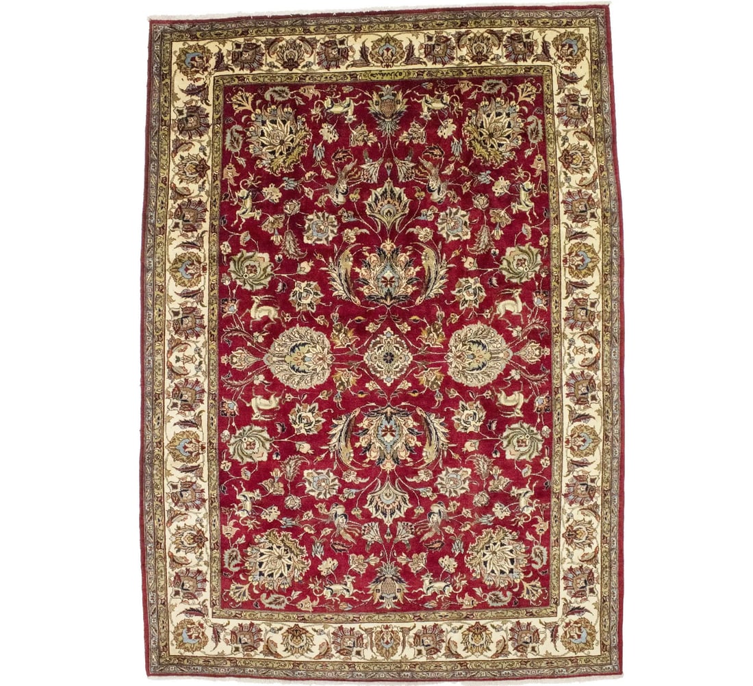 Hand-Knotted Wool Area Rug 8'2 x 11'7 Vintage Red Floral Design: Hand-Knotted Wool Area Rug 8'2 x 11'7 Vintage Red Floral Design This vintage oriental area rug features a classic floral pattern in rich red, cream, brown, light blue, gold, and light salmon tones. Ex