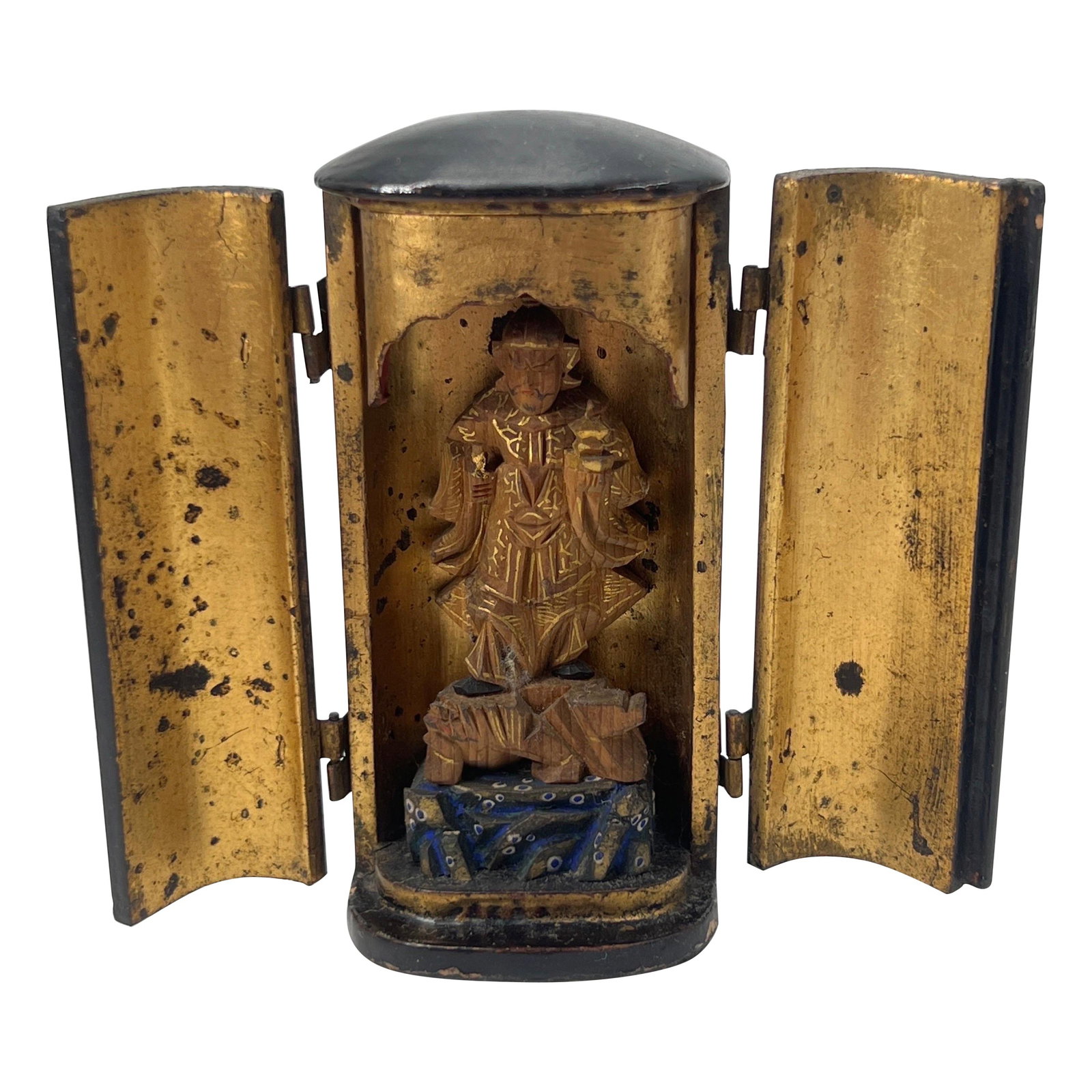 Antique Japanese Meiji Zushi Shrine Traveling Altar Giltwood Lacquered 1930: Antique Japanese Meiji Zushi Shrine Traveling Altar Giltwood Lacquered 1930 This exquisite Antique Japanese Meiji Period Zushi Shrine, also known as a traveling altar, showcases the fine craftsmanship