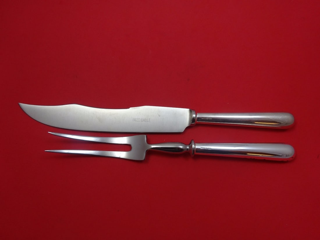 Zaramella Argenti Svedeze Sterling Silver 2pc Roast Carving Set: Zaramella Argenti Svedeze Sterling Silver 2pc Roast Carving Set Elevate your dining experience with this exquisite 2-piece Roast Carving Set by Zaramella Argenti. Crafted from sterling silver with hol
