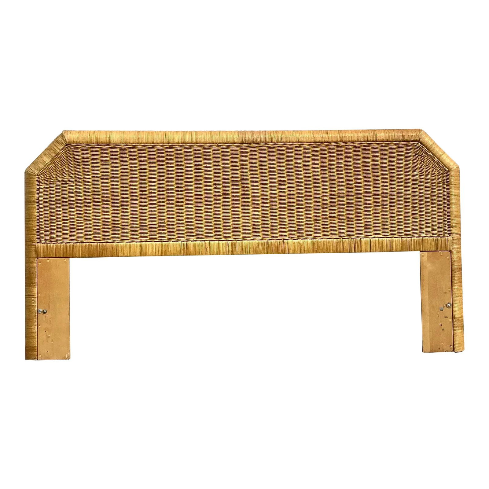 Vintage Coastal Woven Rattan King Headboard 80 in Natural Charm: Vintage Coastal Woven Rattan King Headboard 80 in Natural Charm Enhance your bedroom with the timeless charm of this vintage woven rattan king headboard. Crafted from natural rattan with a warm honey 