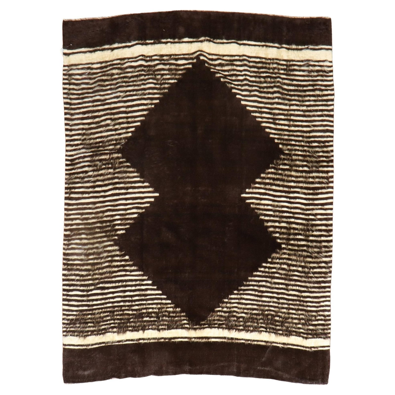 Mid-Century Modern Vintage Turkish Hand-Woven Mohair Rug 4'8" x 6': Mid-Century Modern Vintage Turkish Hand-Woven Mohair Rug 4'8" x 6' Explore the charm of this Vintage Turkish Mohair Rug, a stunning piece that embodies Mid-Century Modern style. Hand-woven from a luxu