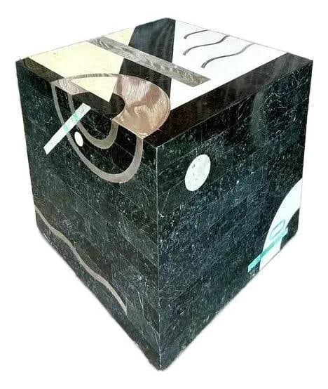 Vintage Oggetti Italian Tessellated Stone Cube 15x15x15: Vintage Oggetti Italian Tessellated Stone Cube 15x15x15 Discover the bold sophistication of this Vintage Italian Tessellated Stone Cube, a stunning representation of late 20th-century design inspired 