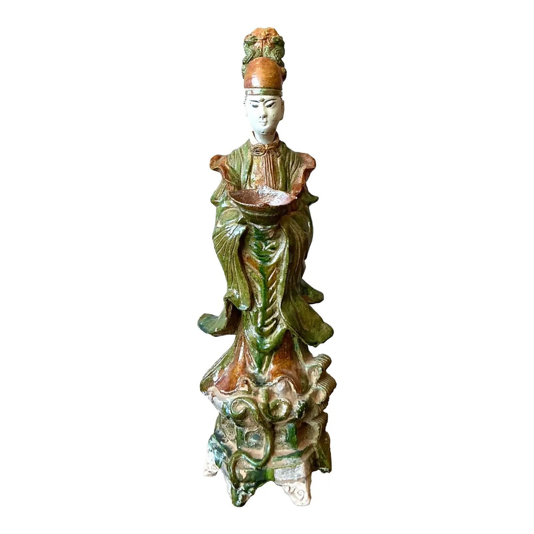 Chinese Ceramic Statue With Sancai Style Glaze 20.75 Inch Tall: Chinese Ceramic Statue With Sancai Style Glaze 20.75 Inch Tall This vintage Chinese ceramic statue features a dignified figure, likely a court official or deity, with a porcelain-white face and robes 