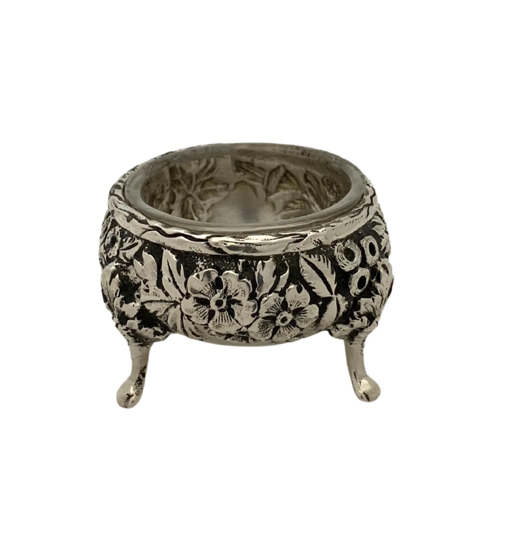 Antique S. Kirk & Son 925 Sterling Silver Floral 3 Leg Salt Holder (1 of 3)