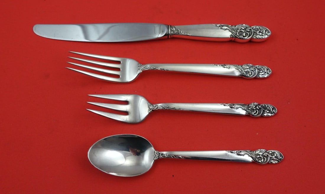 Frank Whiting Rose of Sharon Sterling Silver 4-Piece Place Setting: Frank Whiting Rose of Sharon Sterling Silver 4-Piece Place Setting Enhance your dining experience with this exquisite 4-piece place setting from the Rose of Sharon pattern by Frank M. Whiting. Crafted