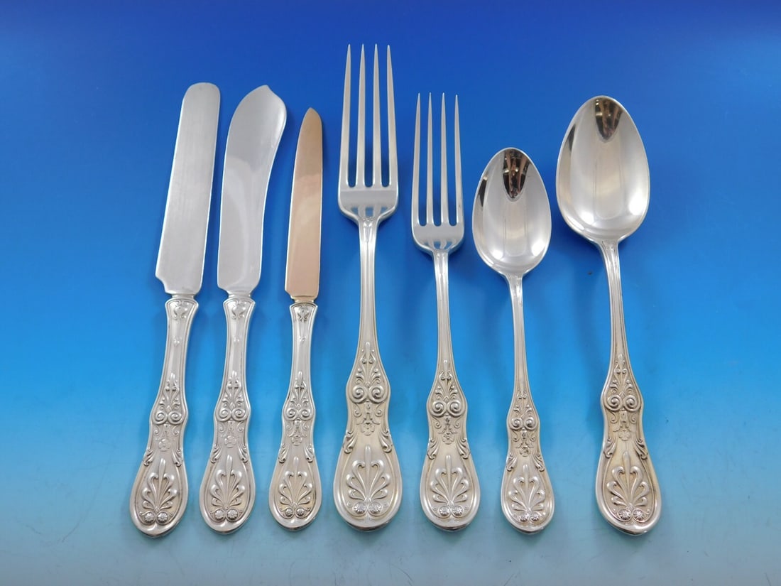 Tiffany & Co Saratoga Sterling Silver Flatware Set 88 Pieces with Chest: Tiffany & Co Saratoga Sterling Silver Flatware Set 88 Pieces with Chest Presenting the exquisite Saratoga flatware set by Tiffany & Co., crafted from fine sterling silver and dating back to the late 1