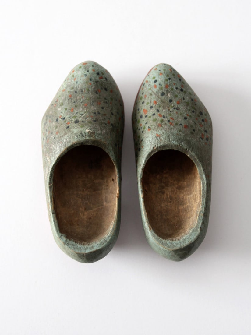 Pair of Early 20th Century Green Painted Folk Wooden Clogs (1 of 9)