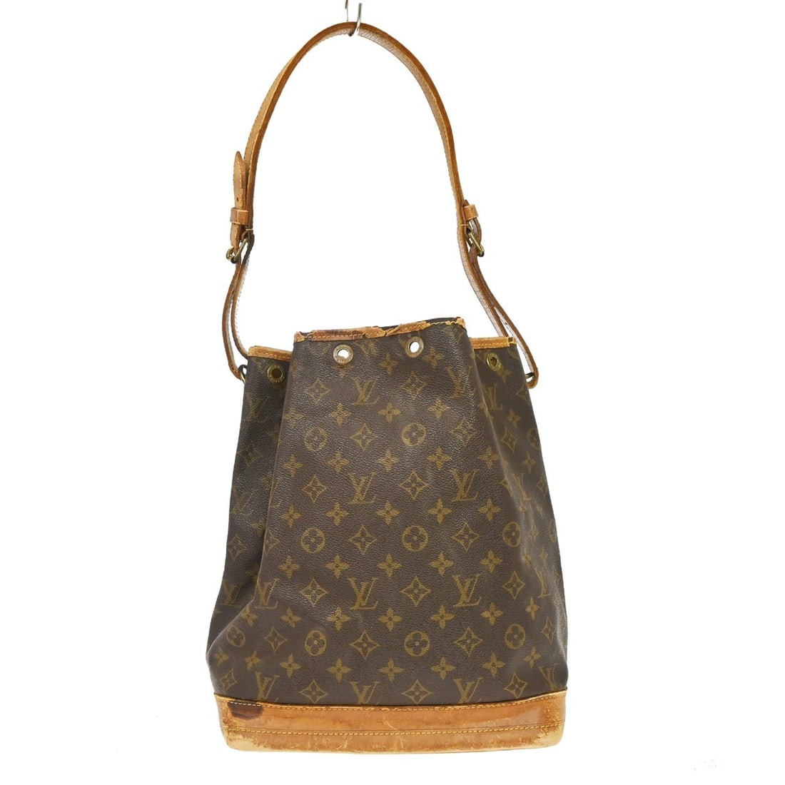 Louis Vuitton Noe Monogram Shoulder Bag M42224 Vintage: Louis Vuitton Noe Monogram Shoulder Bag M42224 Vintage Vintage Louis Vuitton Noe shoulder bag in Monogram canvas and leather with an adjustable shoulder strap. This unisex medium bag features a brown 