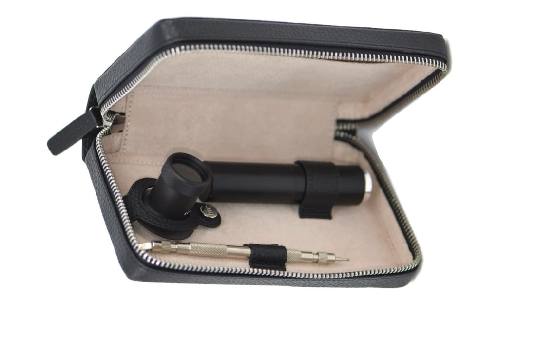 IWC Spring Bar Loupe Cleaning Kit 100% Authentic Tool (1 of 2)