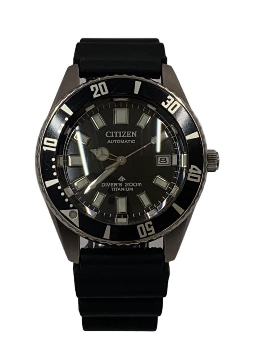 CITIZEN Promaster Titanium Black Men's Wristwatch: CITIZEN Promaster Titanium Black Men's Wristwatch This CITIZEN Promaster 9051-S129010 men's wristwatch features a titanium case and band in black. It is a pre-owned item with a B grade condition, exhi