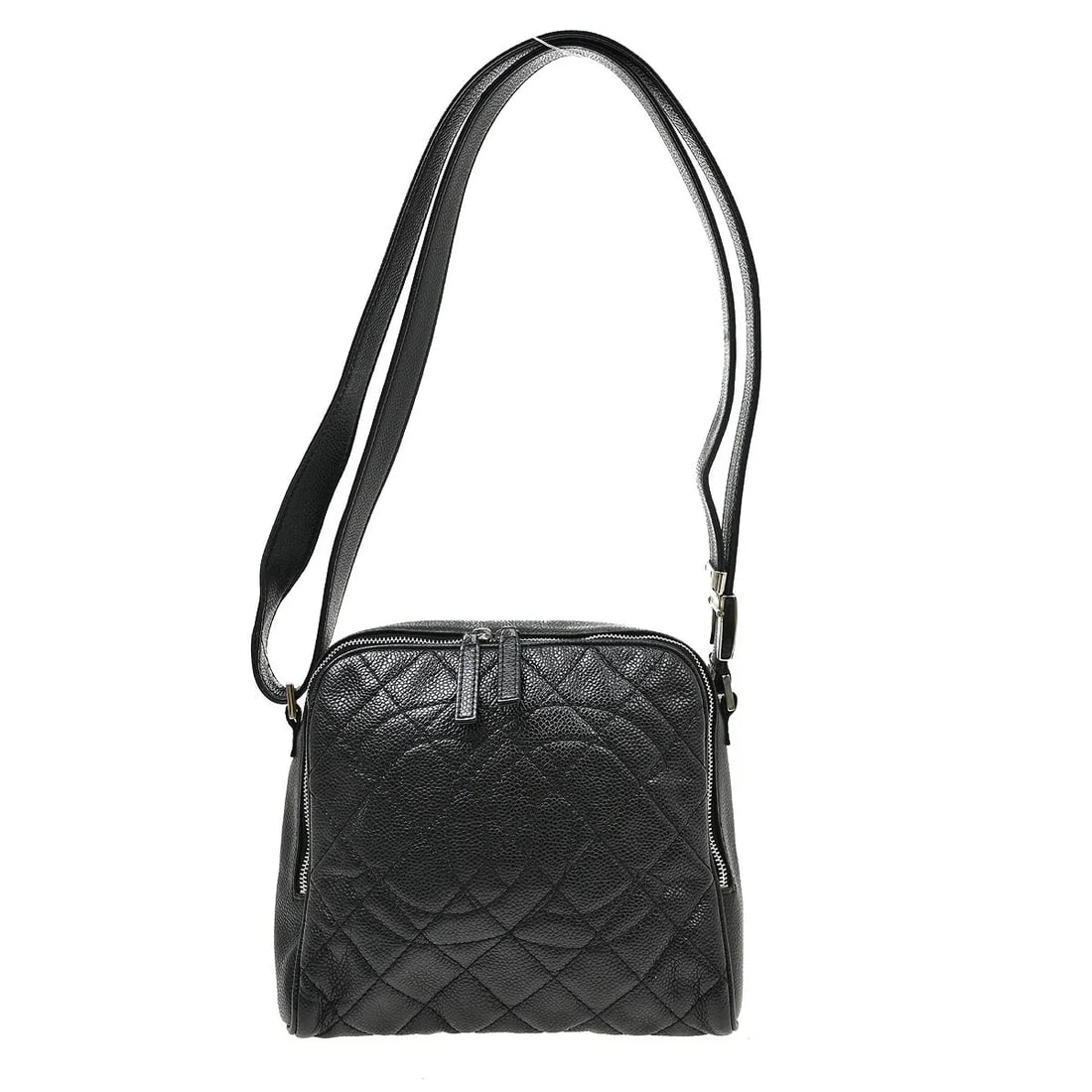 Chanel Vintage Diamond CC black caviar leather bag: Chanel Vintage Diamond CC black caviar leather bag Vintage Chanel Diamond CC bag crafted in black leather. This women's bag is made in France and remains in good condition, showing light scratches and