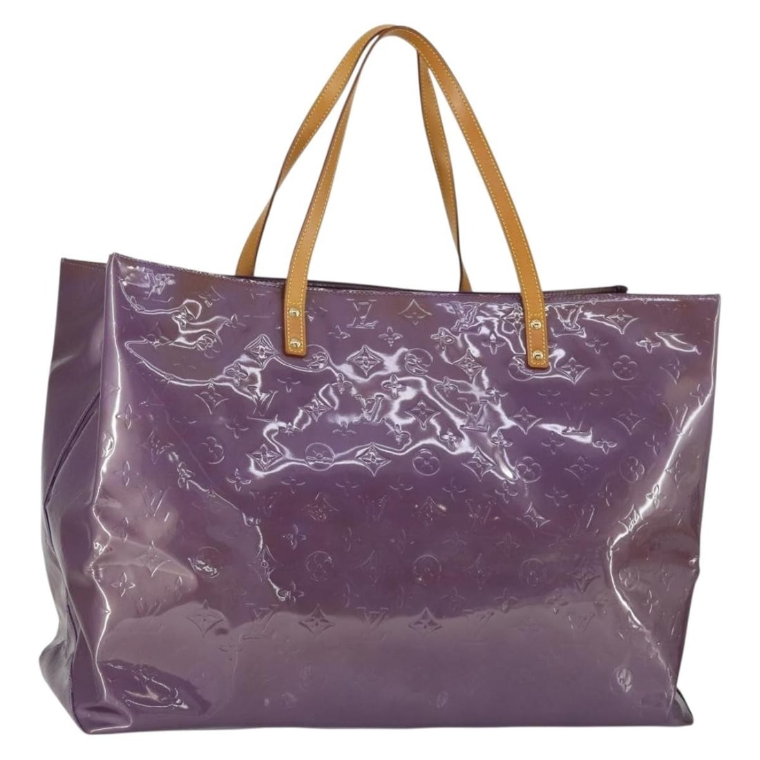 Purple Vernis Patent Leather Reade GM Tote by Louis Vuitton M91085: Purple Vernis Patent Leather Reade GM Tote by Louis Vuitton M91085 This Louis Vuitton Monogram Vernis Reade GM tote bag is crafted from patent leather in a striking purple hue. The spacious tote featu