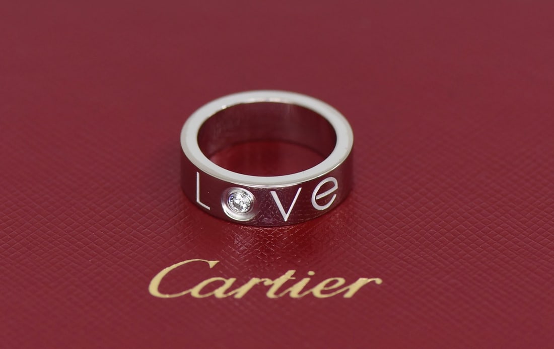 Cartier Love 18K White Gold Diamond Ring Size 48 (1 of 4)
