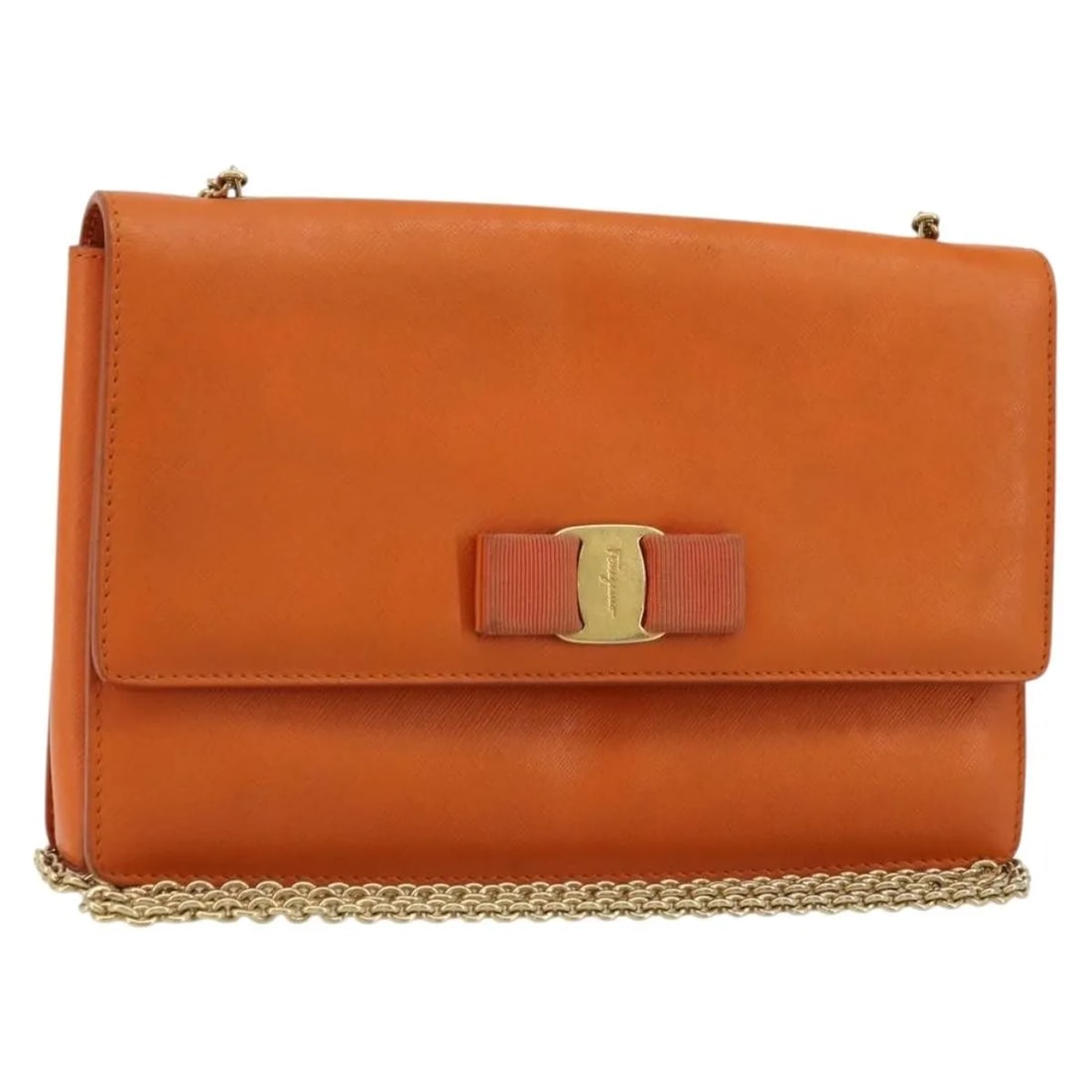 Salvatore Ferragamo Vara Bow Leather Chain Clutch Orange: Salvatore Ferragamo Vara Bow Leather Chain Clutch Orange Salvatore Ferragamo Vara Bow Chain Clutch in orange leather. This women's bag features the Vara Bow design with a chain strap. It is in good vi
