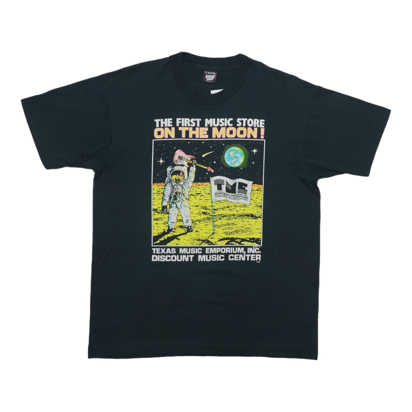 Vintage Black 1990s Moon Music Store Graphic Shirt XL: Vintage Black 1990s Moon Music Store Graphic Shirt XL This is an original vintage 1990s "The First Music Store On The Moon" shirt. Made from a comfortable 50/50 cotton and polyester blend, it features