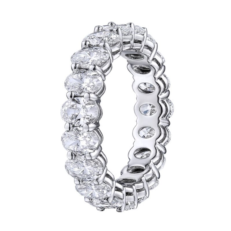 Rachel Koen Platinum 4ct Oval Cut Diamond Eternity Ring IGI Certified: Rachel Koen Platinum 4ct Oval Cut Diamond Eternity Ring IGI Certified Celebrate your eternal love with this exquisite Platinum Oval Cut Diamond Eternity Band, showcasing a total carat weight of 4.00ct