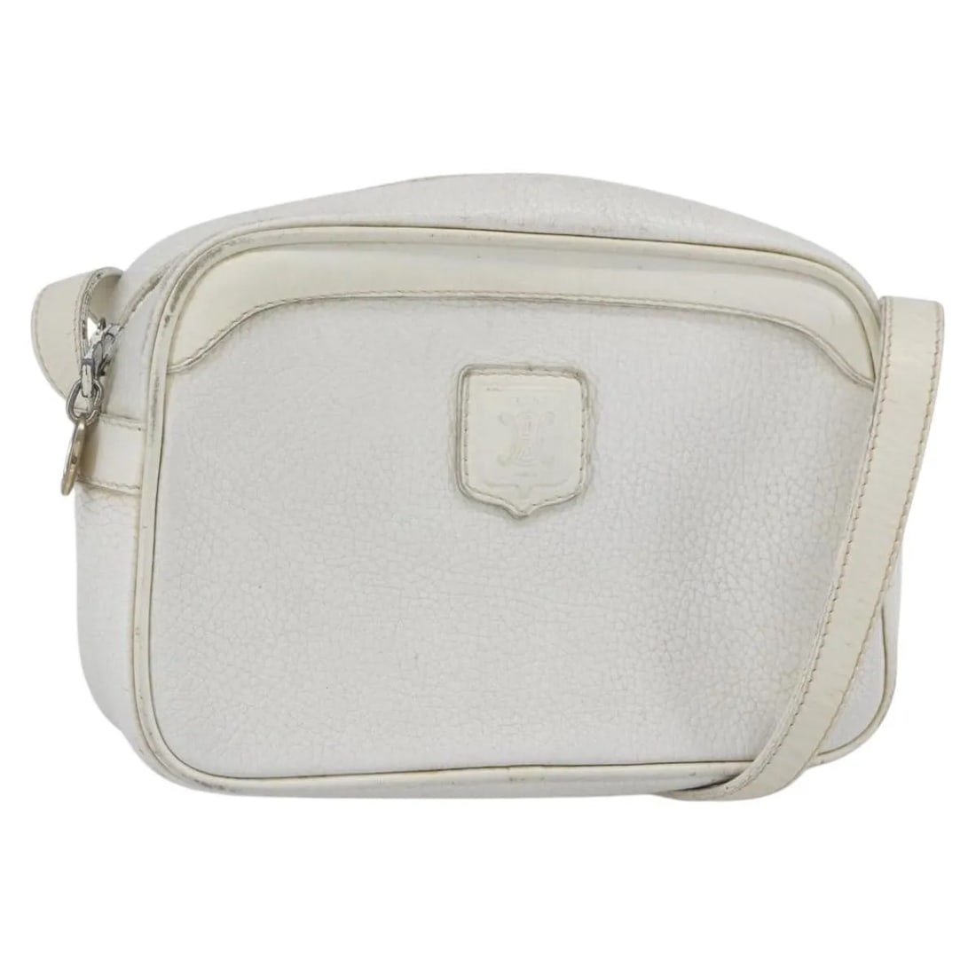 Celine Vintage White Leather Shoulder Bag 19cm x 12cm x 7cm: Celine Vintage White Leather Shoulder Bag 19cm x 12cm x 7cm This Celine vintage shoulder bag is crafted from white leather and designed for women. Made in Italy, it features a classic shoulder strap a