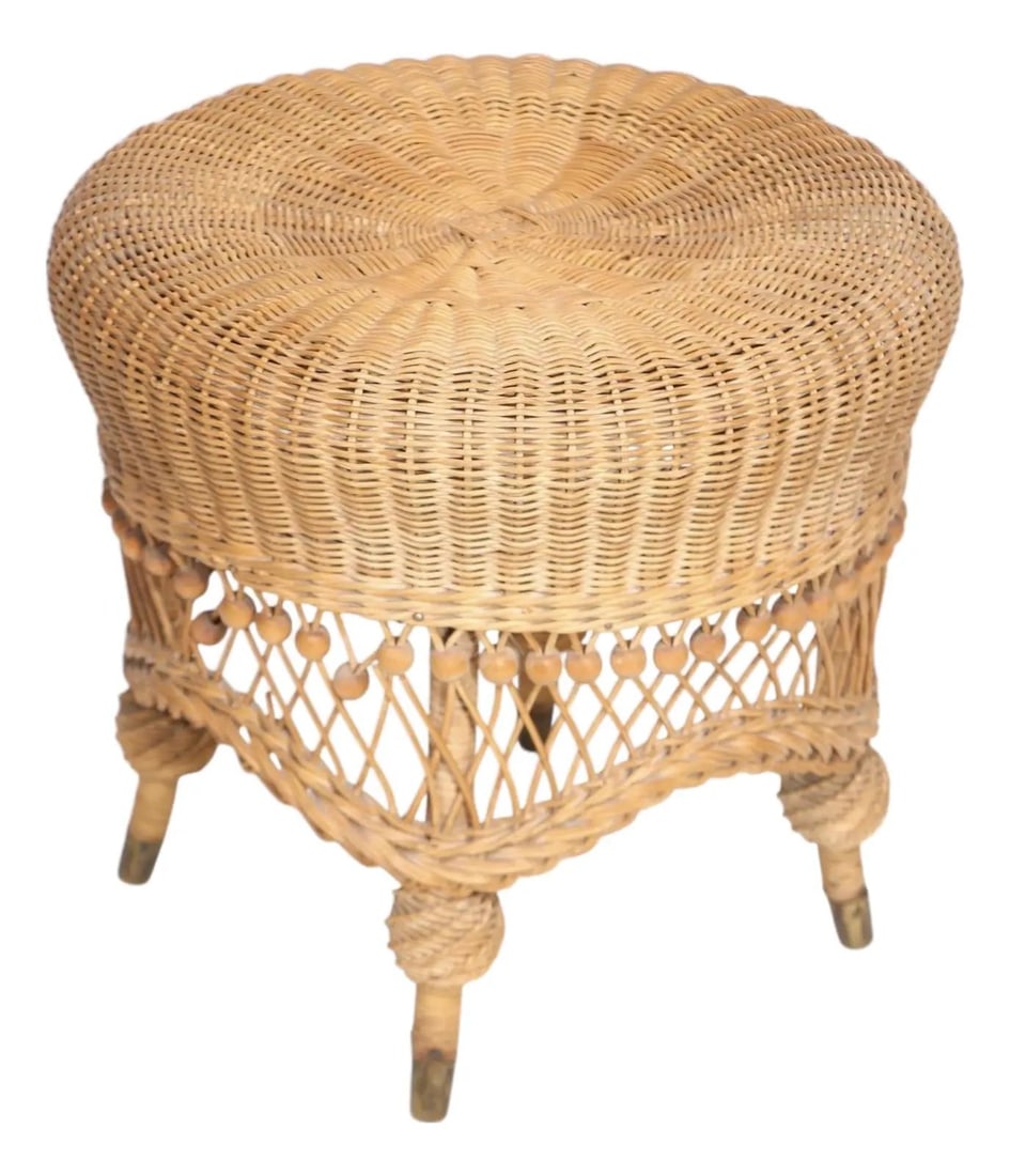 Antique Heywood Brothers Wicker Vanity Stool Ottoman Circa 1880-1920s: Antique Heywood Brothers Wicker Vanity Stool Ottoman Circa 1880-1920s This charming antique vanity stool, ottoman, or pouf, crafted by the Heywood Brothers Company around 1880 to the 1920s, showcases 