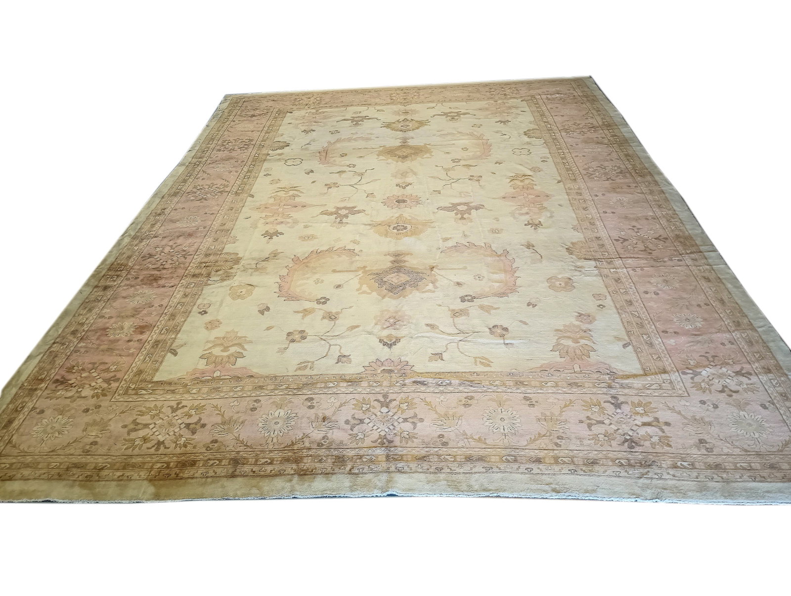 Grand 17.5' x 25' Oushak Area Rug from Turkey: Grand 17.5' x 25' Oushak Area Rug from Turkey Free continental US Shipping Transform your living space with this stunning 17.5' x 25' Mansion Size Oushak Rug, a true representation of elegance and