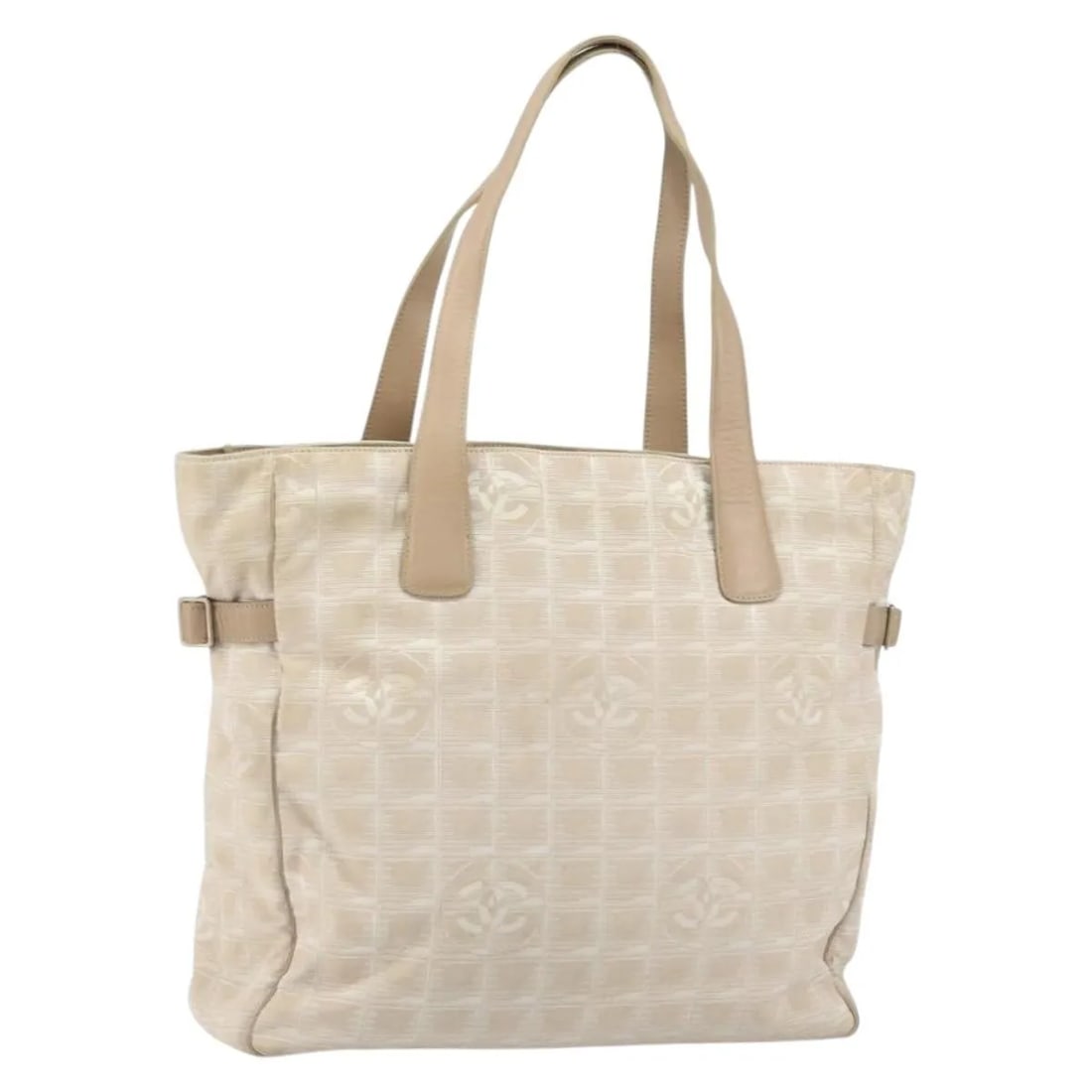 Chanel Nylon Pink Tote Travel Line for Women 35cm by 32cm by 11cm: Chanel Nylon Pink Tote Travel Line for Women 35cm by 32cm by 11cm This pre-owned Chanel Travel Line Tote in pink nylon is designed for women. The bag features a spacious interior and sturdy handles. I