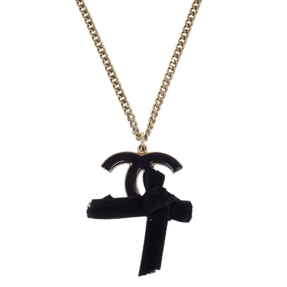 CHANEL 07C CC Bow Charm Necklace Gold Plated Black Velvet: CHANEL 07C CC Bow Charm Necklace Gold Plated Black Velvet Chanel CC bow pendant necklace featuring a gold-plated charm with black velvet detailing. This charm-style necklace is made in France and pres