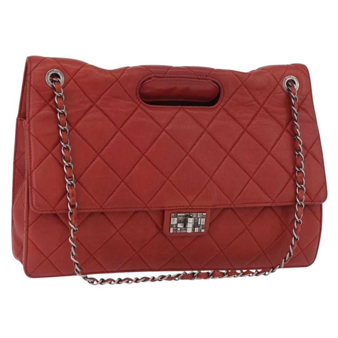 CHANEL 2.55 Matelasse Lambskin Red Silver Shoulder Bag: CHANEL 2.55 Matelasse Lambskin Red Silver Shoulder Bag This CHANEL Chain Matelasse 2.55 shoulder bag is crafted from luxurious red lambskin leather with silver-tone hardware. Designed for women, it fe