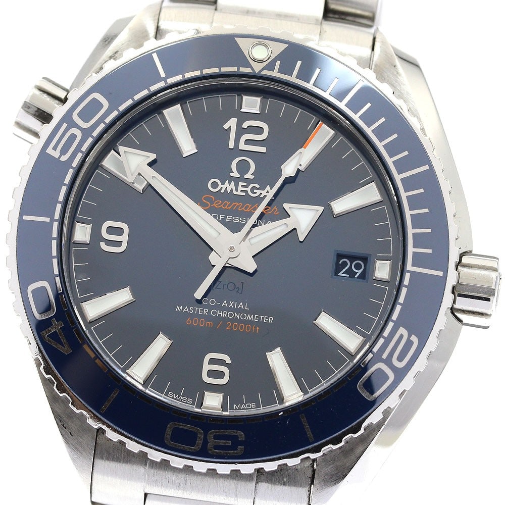 OMEGA Seamaster Planet Ocean 600M Master Chronometer Wristwatch: OMEGA Seamaster Planet Ocean 600M Master Chronometer Wristwatch This is an OMEGA Seamaster Planet Ocean 600M Master Chronometer wristwatch, designed for men. Made in Switzerland, this pre-owned timepi