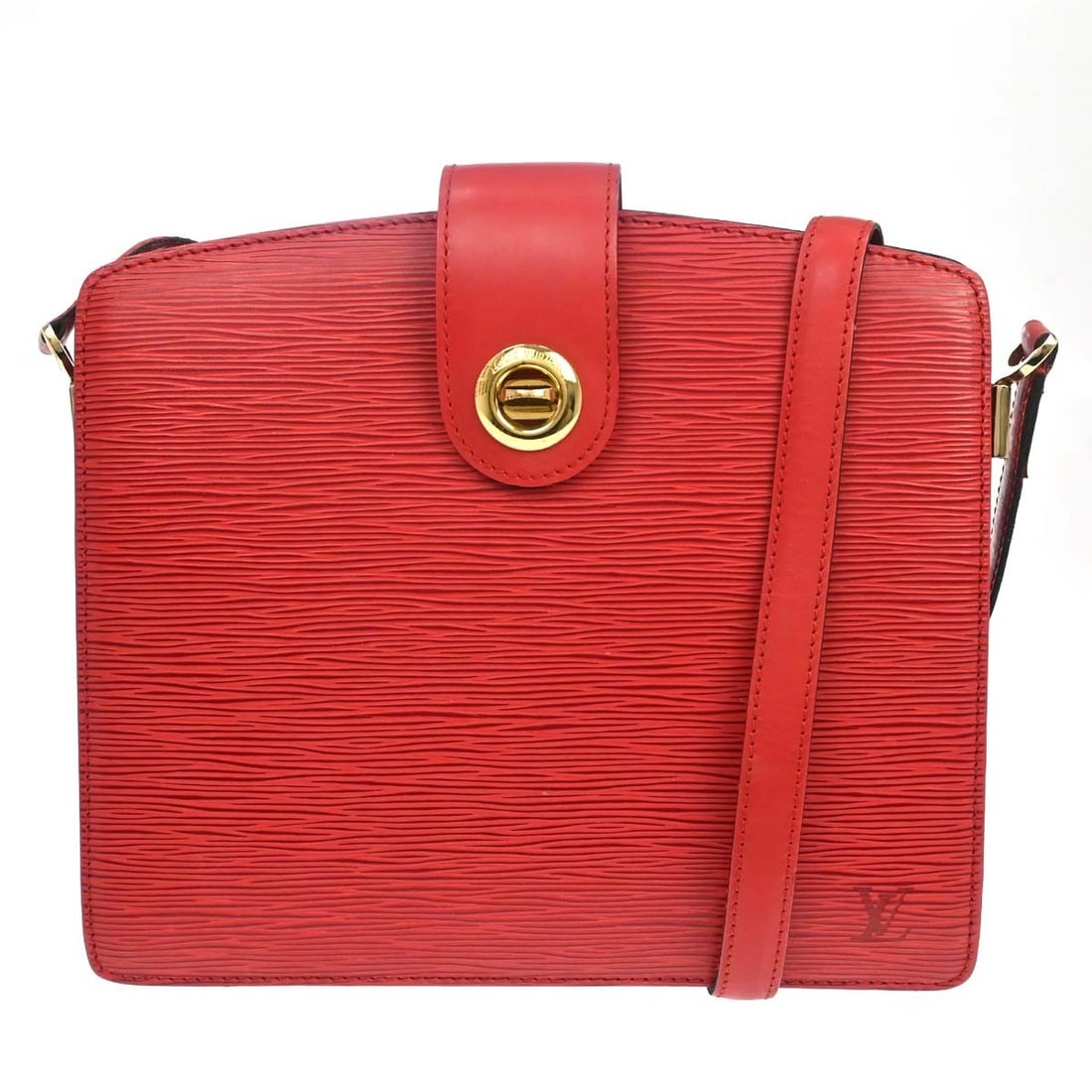 Louis Vuitton Capuchin Red Epi Leather Shoulder Bag M52347: Louis Vuitton Capuchin Red Epi Leather Shoulder Bag M52347 Vintage Louis Vuitton Capuchin shoulder bag in red Epi leather. This medium bag features a shoulder strap, hook and loop closure, leather lin