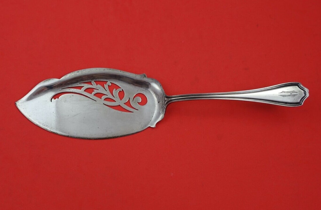 Reed and Barton Hepplewhite Sterling Silver Pierced Fish Server 10 1/8 (1 of 2)