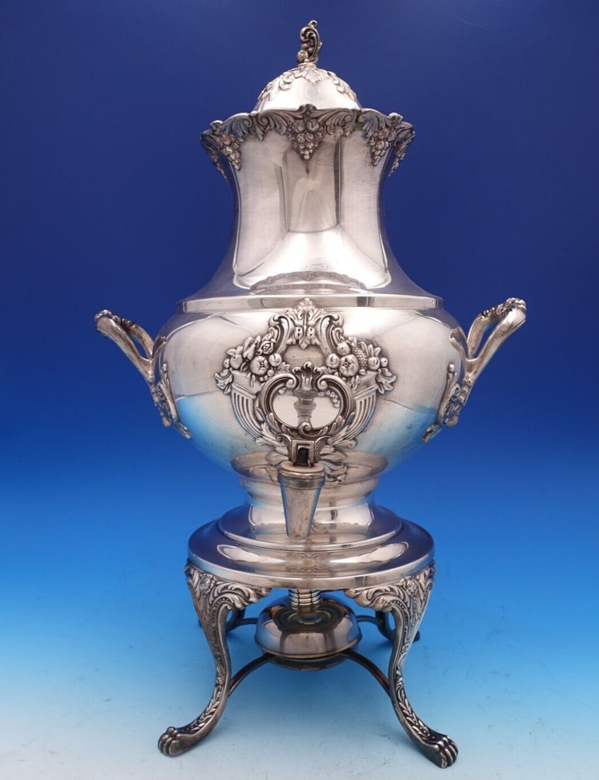 Reed and Barton King Francis Silverplate Coffee Urn with Stand and Burner: Reed and Barton King Francis Silverplate Coffee Urn with Stand and Burner This elegant King Francis coffee urn by Reed and Barton exemplifies timeless craftsmanship and sophistication. Made of high-qu