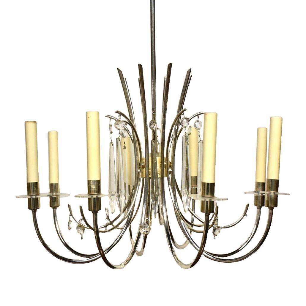 Sciolari Mid Century Modern Silver Plated Brass Crystal Chandelier: Sciolari Mid Century Modern Silver Plated Brass Crystal Chandelier This exquisite mid-century modern chandelier, designed by Sciolari, features a stunning combination of silver plated brass and crysta